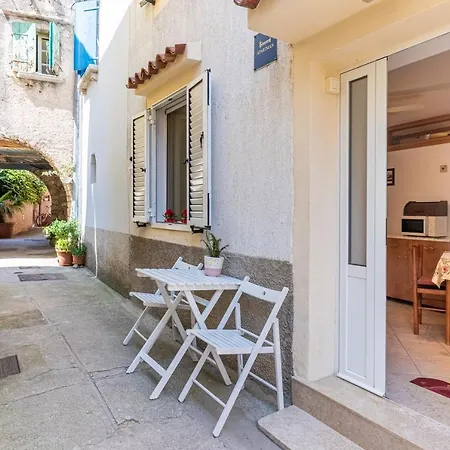 Kovacine * Cres